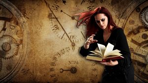 Mujer con un libro documentándose